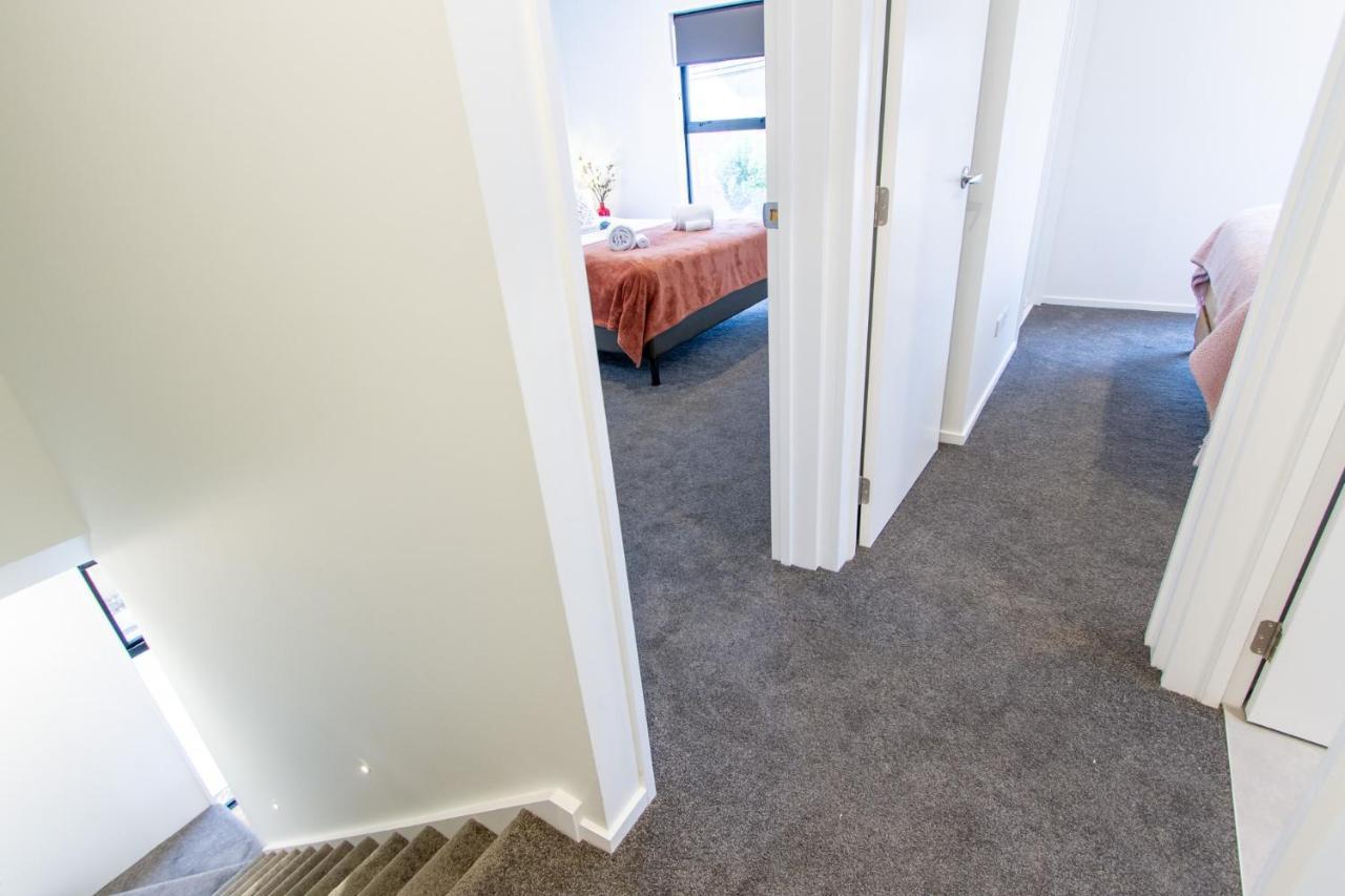 2 Bed Paradise Near Hagley Park Lägenhet Christchurch Exteriör bild
