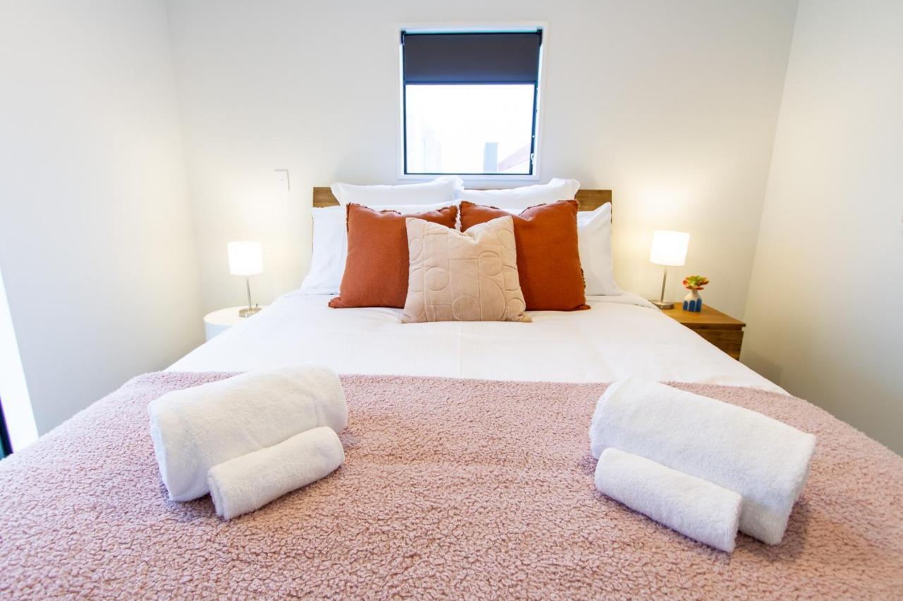 2 Bed Paradise Near Hagley Park Lägenhet Christchurch Exteriör bild